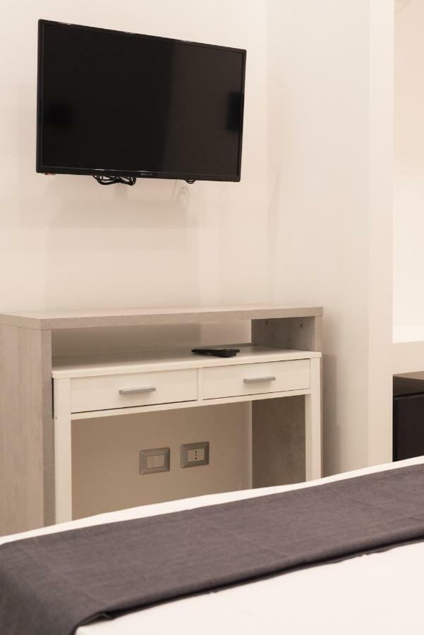 Toledo In Bed & Breakfast Napoli Bagian luar foto